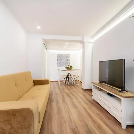 Апартаменты Cosy With Terrace In Graca